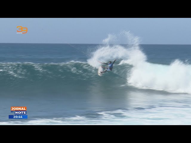 GKA: kitesurfistas já estão a competir. Foram realizadas todas baterias da primeira e segunda rondas