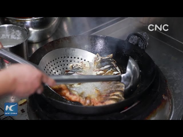 Chinese New Year flavor：Fish Head Fotiaoqiang