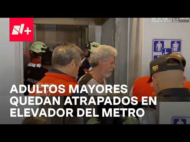 Adultos Mayores quedan atrapados en elevador de la estación Zapata - En Punto