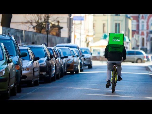 Uber Eats Australia encouraging restaurants to ditch plastic for sustainable packaging