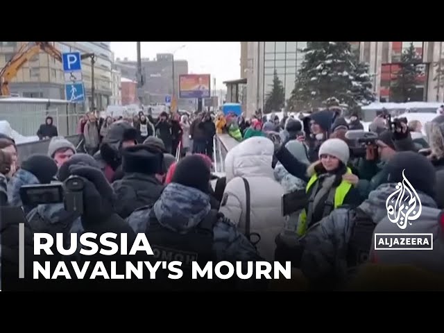 Dozens arrested as Russians mourn Navalny's death despite anti-dissident laws