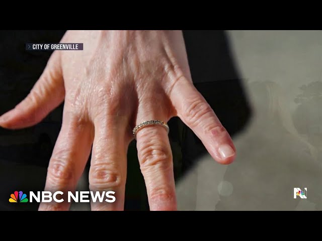 Public works employees sort through mountains of recycling to find woman’s anniversary ring