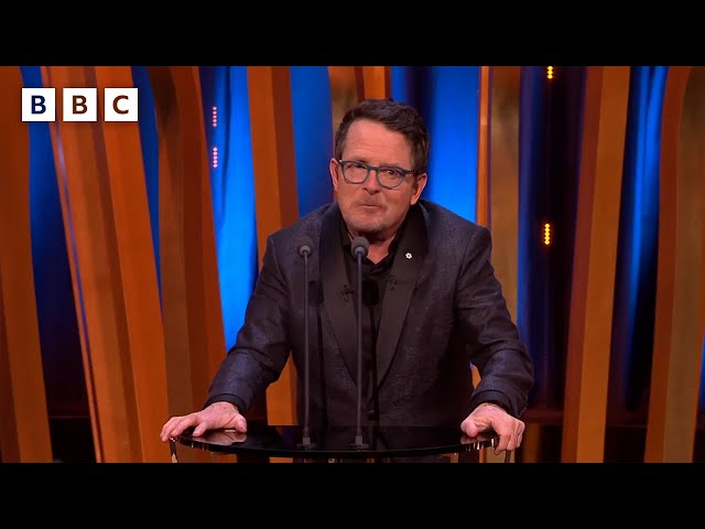 Michael J. Fox receives standing ovation as presenter for Best Film  | BAFTA Film Awards 2024 - BBC