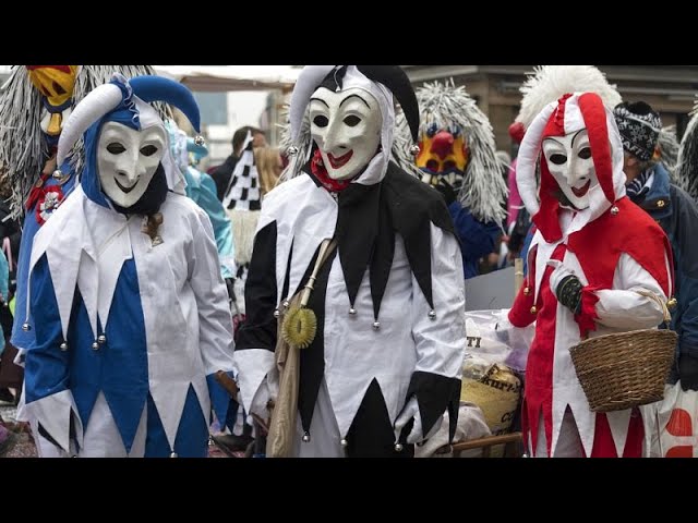 Multitudinaria fiesta de carnaval en las calles de Basilea