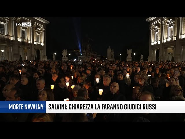 Timeline, La fiaccolata per Navalny e le parole di Salvini oggi