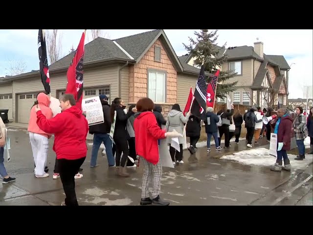 Southwest Calgary continuing-care workers protest for higher wages