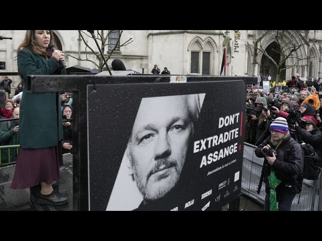 EE.UU. acusa a Assange de haber puesto en riesgo "vidas inocentes"