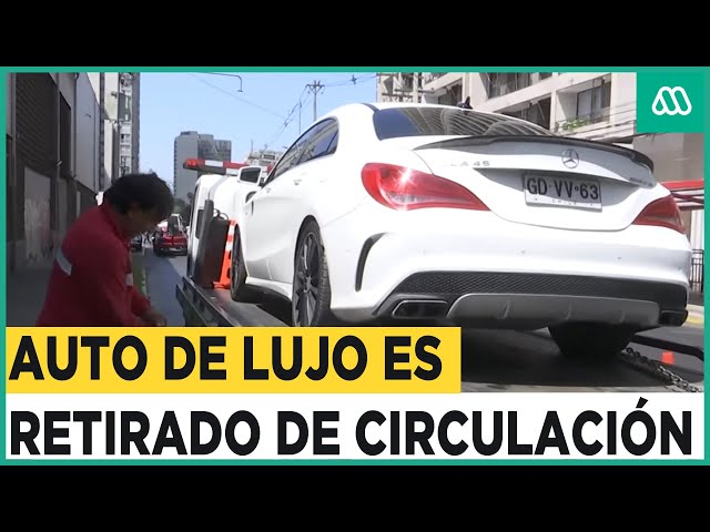 Auto de lujo es retirado de circulación por insólita razón