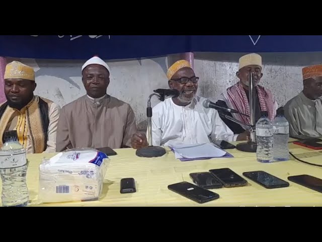 EN DIRECT : Conférence(MOUHADHOIRA) de Fundi ALI HADJI