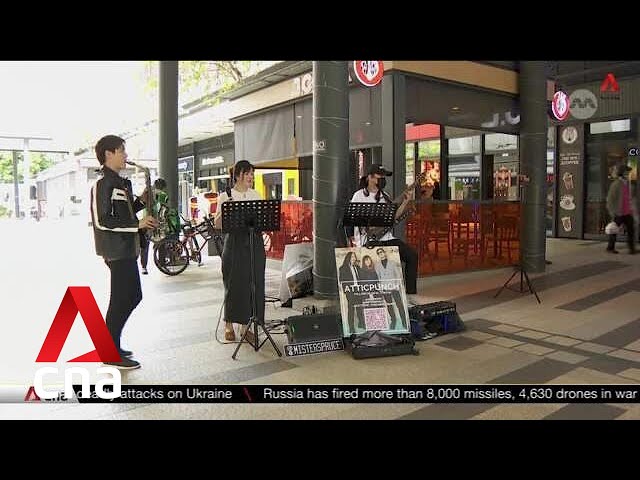 Experienced buskers to receive permits with longer validity from April