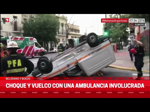 CHOQUE Y VUELCO en ALMAGRO: UN AUTO IMPACTÓ a una AMBULANCIA