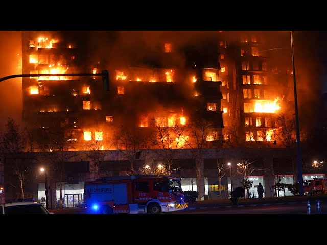 SPAIN BUILDING FIRE | At least four killed, crews search for missing