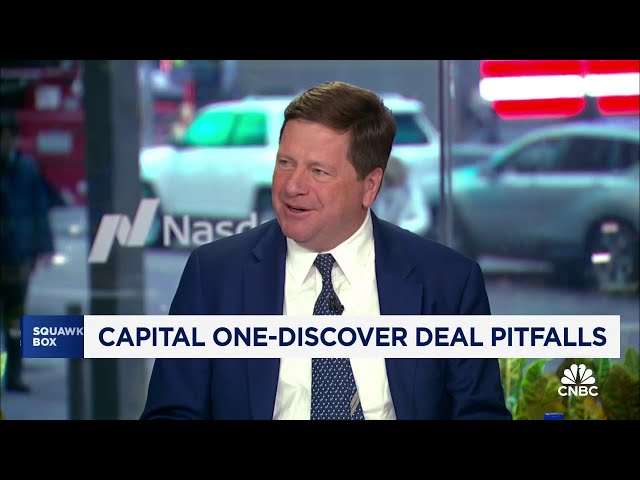 Former SEC Chairman Jay Clayton: The inability of banks to consolidate has been a negative