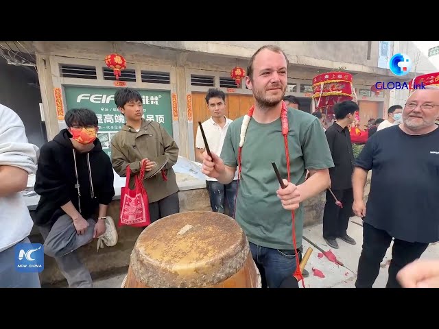 GLOBALink | Experiencing Lantern Festival with Niklas from Denmark in China's Putian