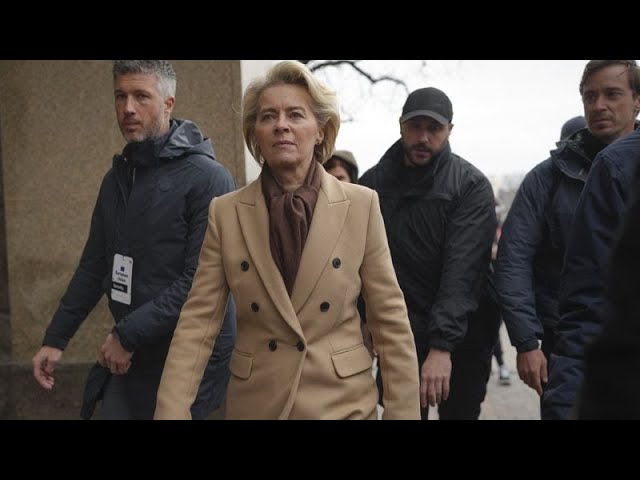 Ursula von der Leyen à Kyiv ce samedi pour célébrer "la résistance extraordinaire" des Ukr