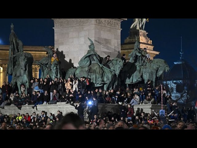 Hungary's opposition lead protest against Orbán's leadership