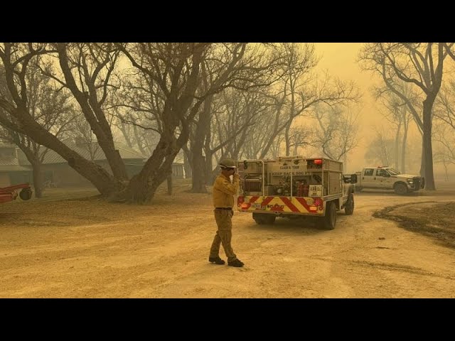 Un incendio forestal en Texas obliga a cerrar una planta de armas nucleares