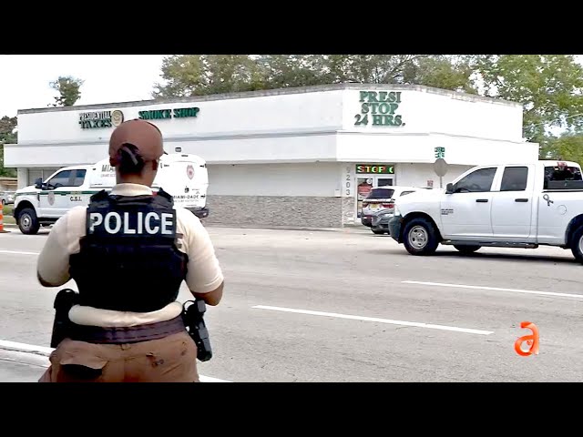 Asesinan a un hombre a balazos mientras compraba en un mercado del NW de Miami