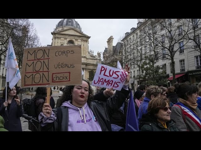 El Senado de Francia aprueba el proyecto de ley para blindar en la Constitución el derecho al aborto