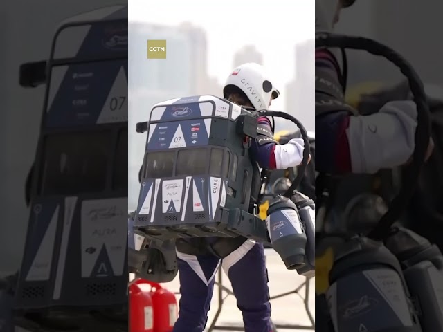 World's first jet suit race in Dubai