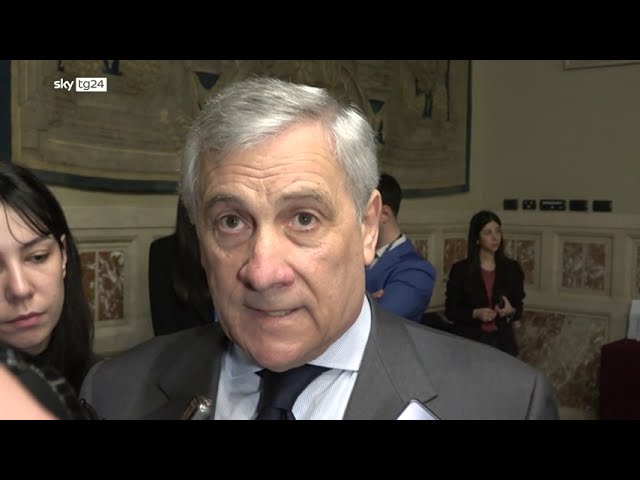 ⁣Scontri ai cortei, Tajani: errore fare processo a Forze Ordine