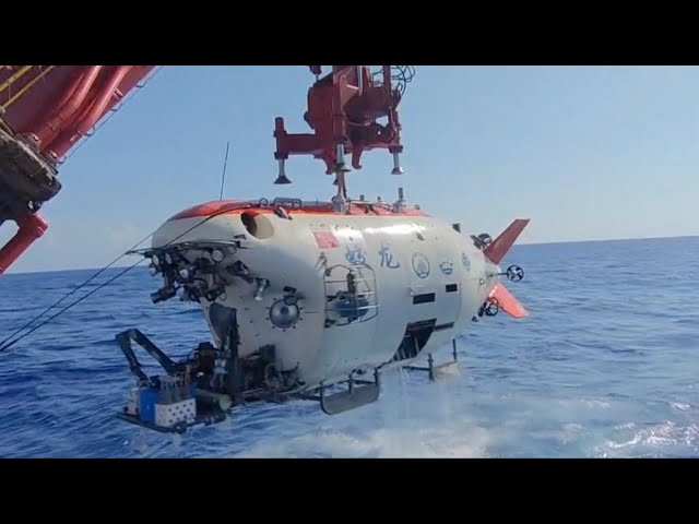 Chinese manned submersible conducts first dives in Atlantic