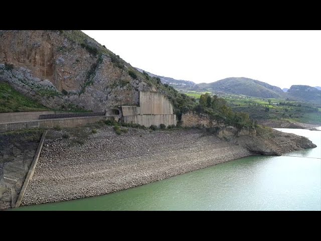 ⁣Estado de emergencia en Sicilia por sequía: Agua racionada a unos 850.000 habitantes