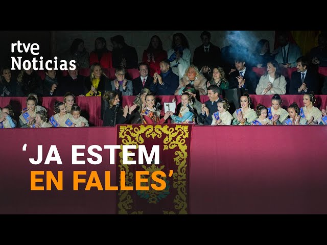 ⁣FALLAS 2024: Las FALLERAS MAYORES nos INVITAN a TODOS a PARTICIPAR de su FIESTA | RTVE Noticias