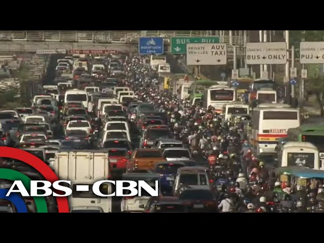 Traffic situation on Commonwealth Avenue | ABS-CBN News