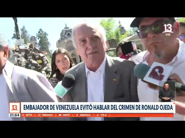 Embajador venezolano asistió a acto del PC y evitó hablar del crimen de teniente Ojeda