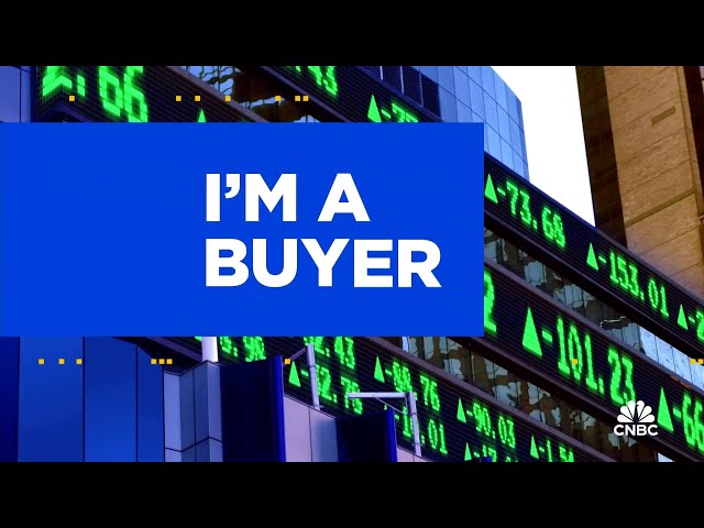 ⁣Trade Tracker: Jim buys Applied Materials and Steve Weiss buys ASML