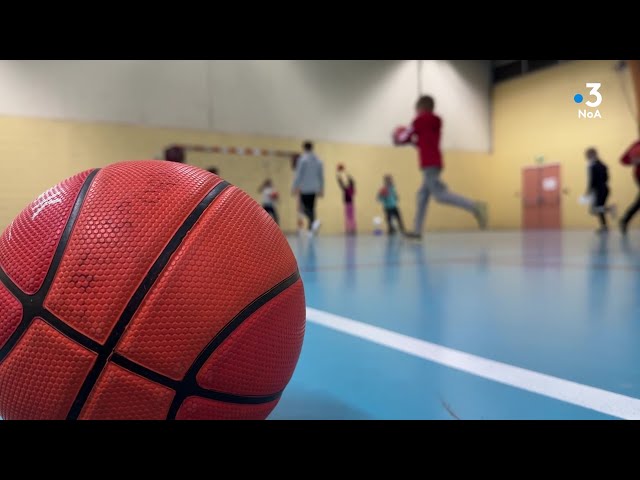 "Tous les Chemins Mènent à Vous" à Mazières-en-Gâtine (79), "L'école du sport&qu