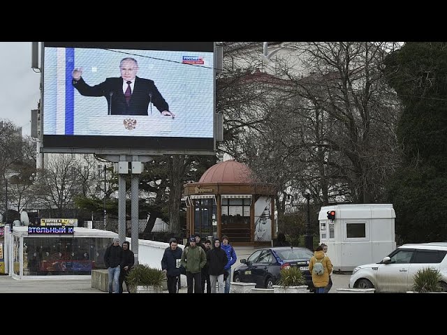 El gobierno ruso lanza una campaña contra la abstención con las tropas por delante