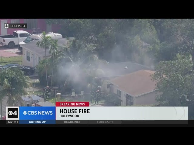 House catches fire in Hollywood