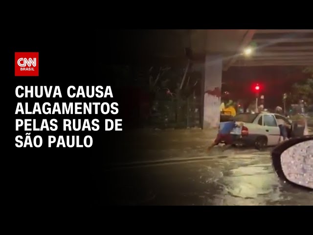 Chuva causa alagamentos pelas ruas de São Paulo | CNN PRIME TIME