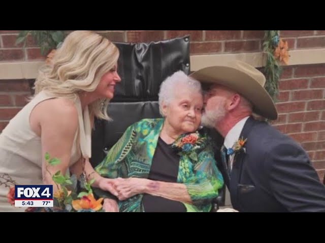 Couple holds wedding at Mansfield senior living center to make sure bride's mom was involved