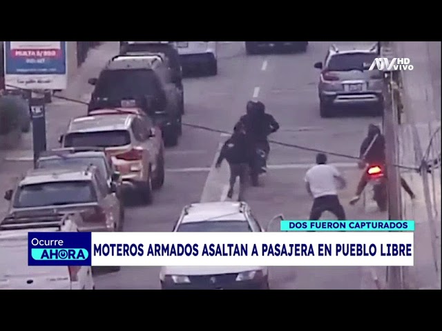 Taxista se enfrenta a raqueteros que asaltaron a su pasajera y ayudó en sus capturas