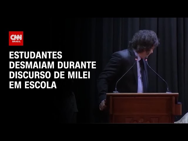 Estudantes desmaiam durante discurso de Milei em escola | CNN PRIME TIME