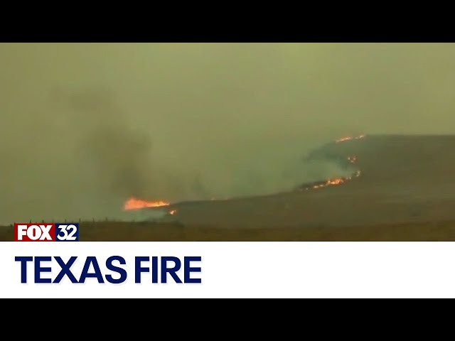 Fire in Texas Panhandle burns nearly 1700 square miles of land, 2 people killed