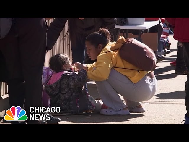 ⁣Chicago's migrant crisis: No plans to extend shelter-stay policy, Mayor Brandon Johnson says