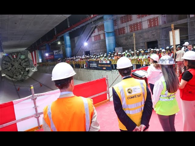 Dina Boluarte supervisó ingreso de la tuneladora Delia de la Línea 2 a la estación Manco Cápac