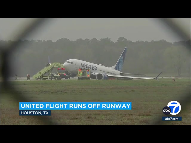 Passengers evacuated from United flight after tilted plane on tarmac at Houston airport