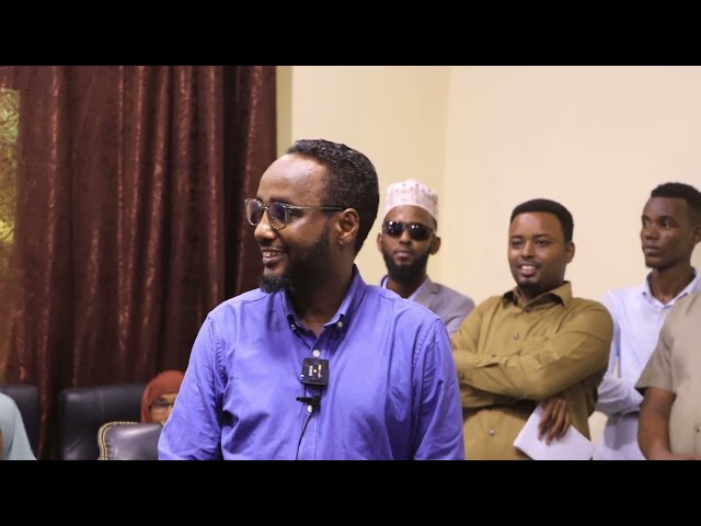 Madaxweyne ku xigeenka Hir- ayaa Jowhar kaga qeybgalay Munaasabad xilka u kulawareegayay gudoomiyaal