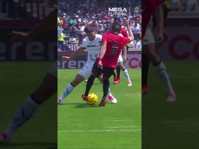  Penal, expulsión y GOOL en una sola jugada #shorts