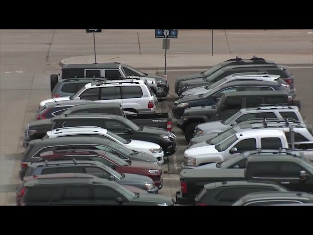 4,500 parking spots to close soon at DIA