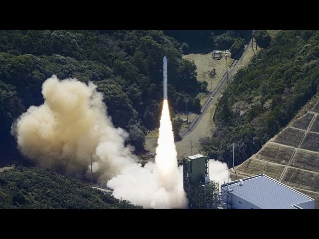 Un cohete comercial que trataba de poner un satélite en órbita explota tras despegar en Japón