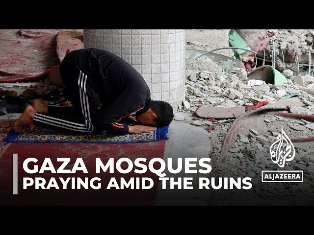 Gaza residents observe Ramadan amid war damage to mosques