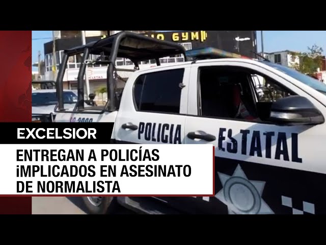 SSP Guerrero entrega a la FGR a dos policías por caso de normalista asesinado