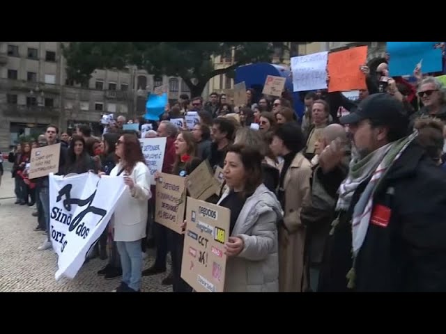 Los periodistas portugueses exigen mejores condiciones laborales en la primera huelga en 42 años