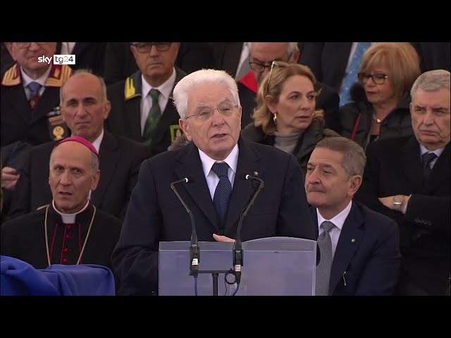 Mattarella: Guerra non sa arrestarsi davanti a barbarie